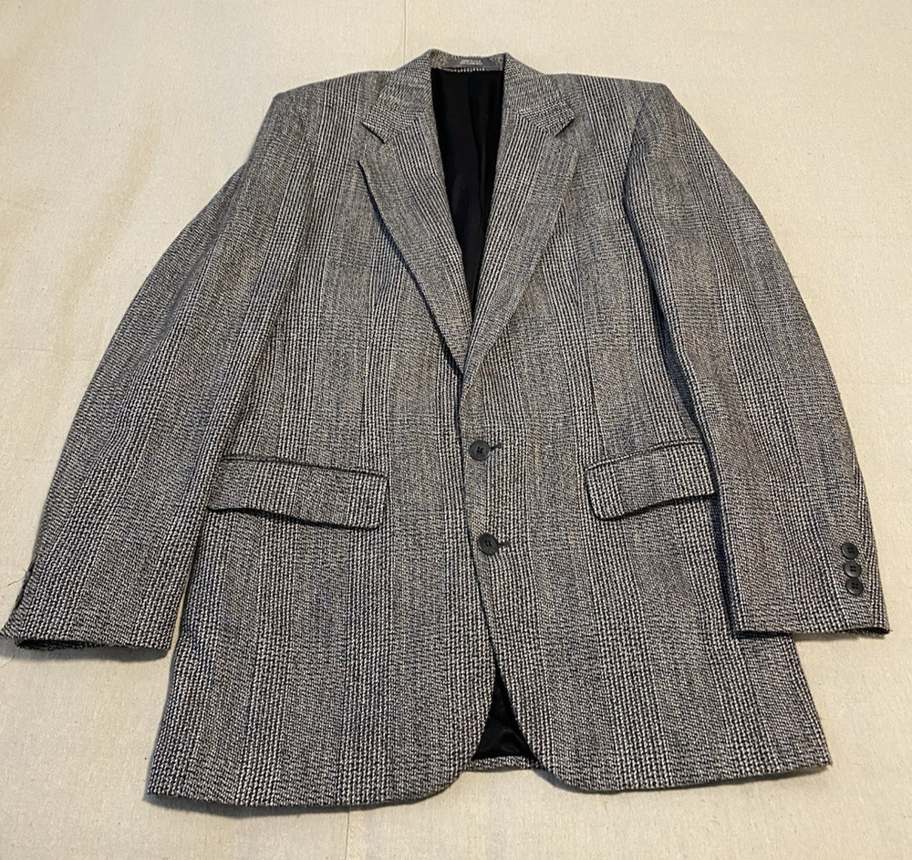 Haggar Gallery Mens Sport Coat Grey Plaid Size 40R Single Breasted Office Preppy